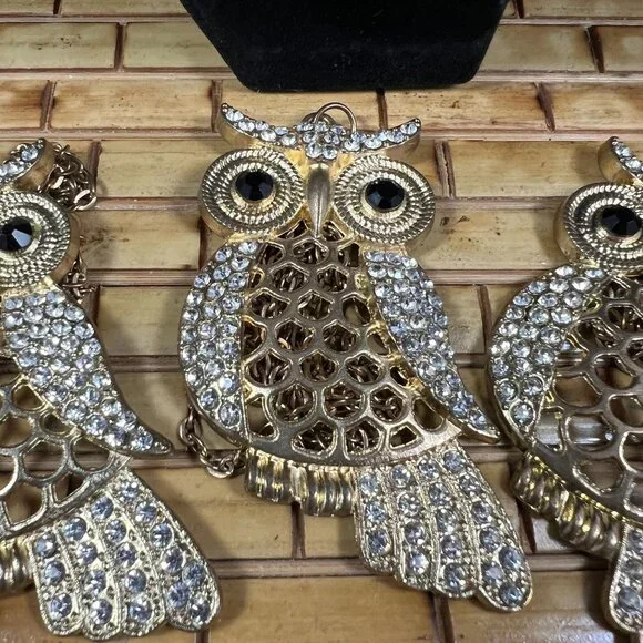 Set Of 4 Gold-Tone Rhinestone Owl Necklaces With Chain - Picture 5 of 6